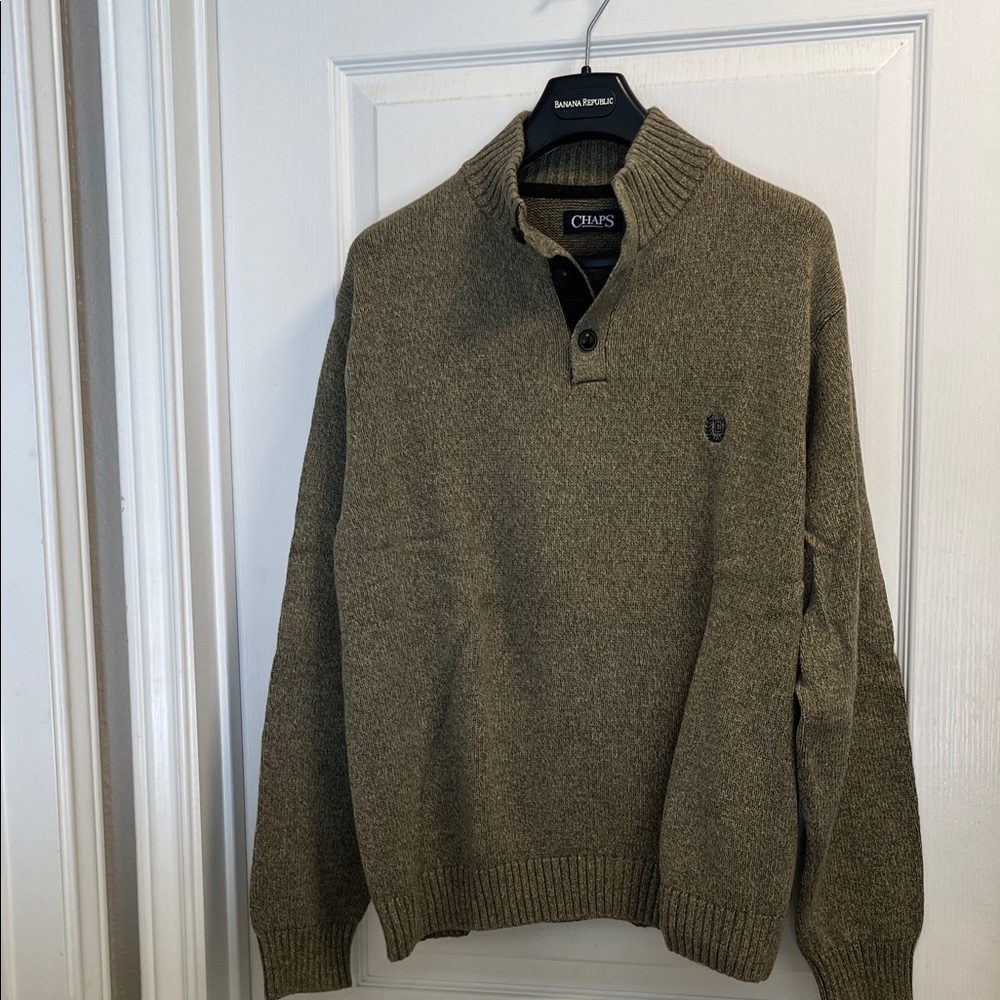 Chaps Men's Tan Crewneck Sweater